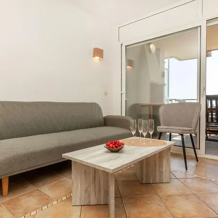 Daire Vermell-8 By Interhome Platja d'Aro